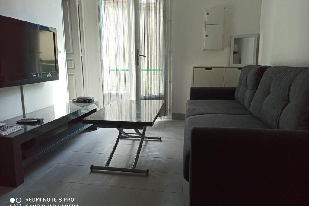 Apartment Charmante Maisonnette Aux Portes De Paris Saint-Ouen (Seine-Saint-Denis)